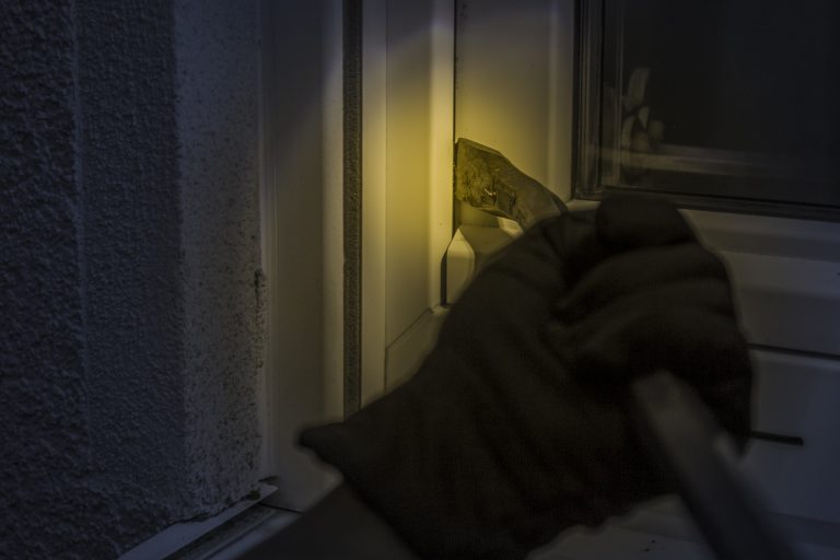 Die Beratungsstelle Einbruchschutz der Polizei Berlin berät Haus- und Wohnungs-Eigentümer, um das Risiko eines Einbruchs zu mindern (Bild: Pixabay).