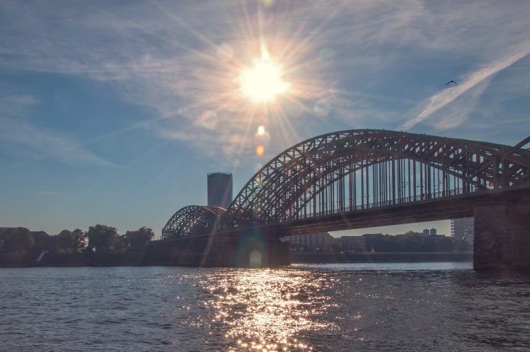 Kölner Rheinbrücke