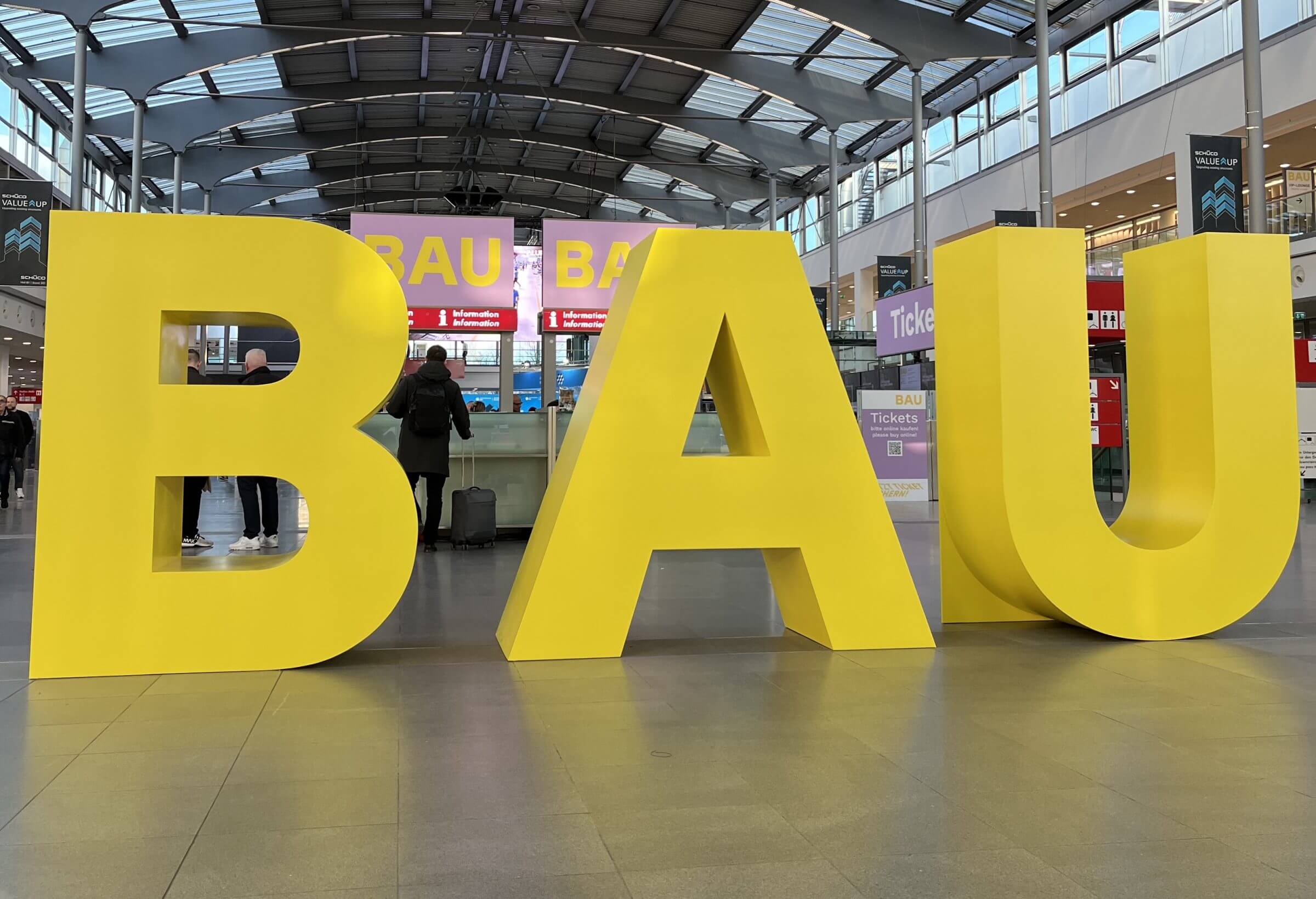 BAU 2025 in der Messe München – Baubranche ruft Bau-Wendejahr aus und wünscht sich gezieltere Neubauförderung